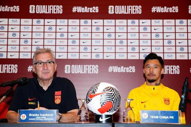 郭士强：崔永熙持球失误较多 专注力也需提高